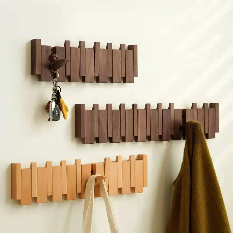 Nordic Fold – Klappbare Wandgarderobe aus Holz